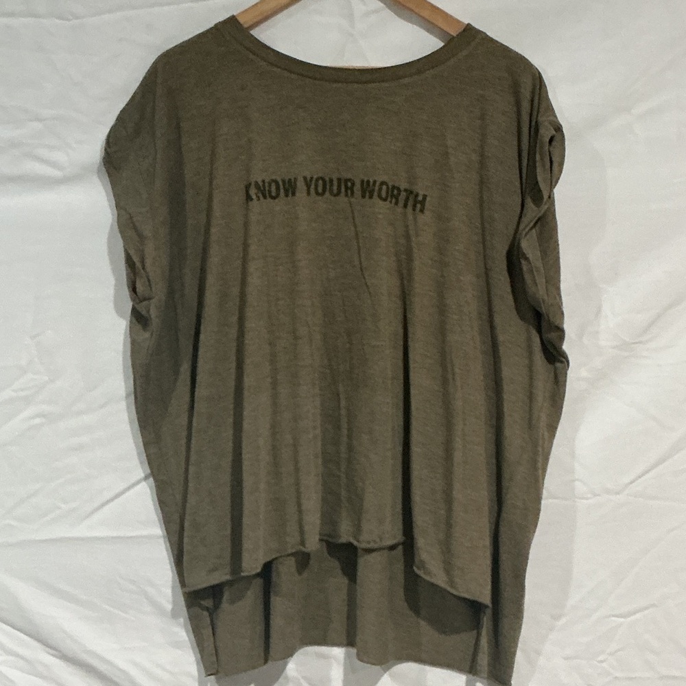 Khaki 'Know Your Worth' Graphic Tee